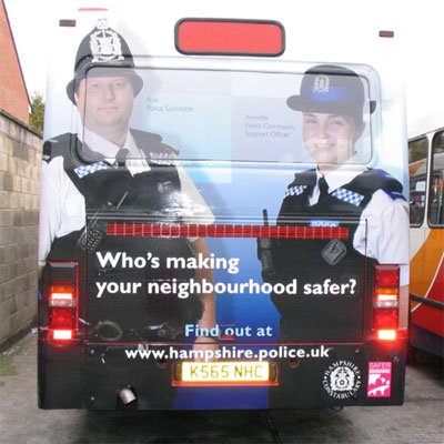 hampshire-police-bus