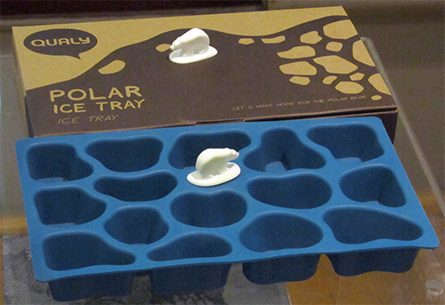 polar-ice-cube-tray